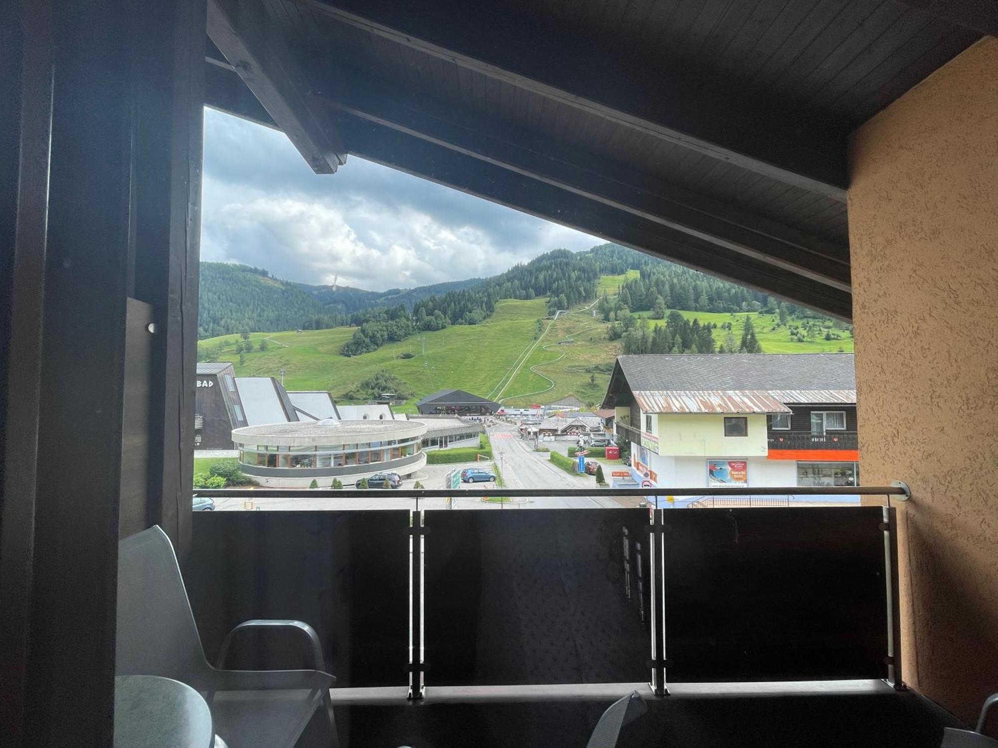 Restaurant-Pension Dorfwirt Bad Kleinkirchheim Bagian luar foto
