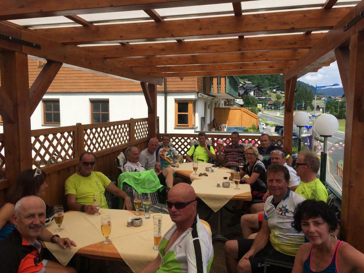 Restaurant-Pension Dorfwirt Bad Kleinkirchheim Bagian luar foto